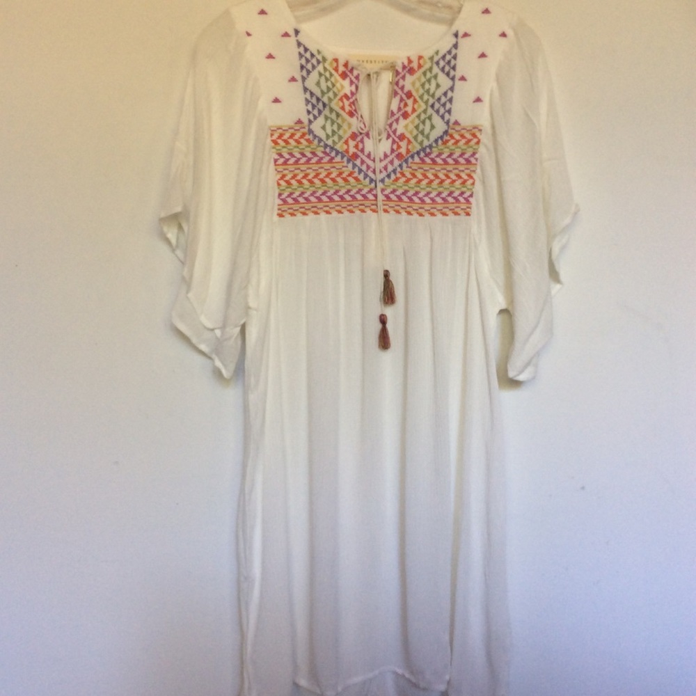 Love Stitch Embroidered Dress Size M NWT - Picture 3 of 6